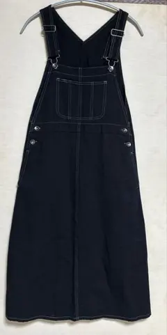 ⭐️美品❣️NICE CLAUP黒 サロペット 前ポケット付き⭐️のサムネイル