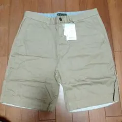 【新品タグ付】ナノ・ユニバースベージュ ショートパンツ