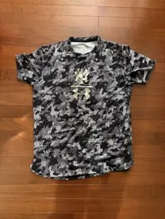 Under Armour 迷彩 Tシャツ