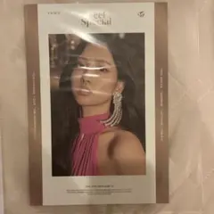 TWICE モモ Feel Special 歌詞カード