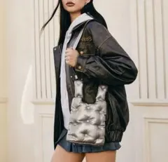 ドットキルティング ショルダーバッグ 2way グレーシルバー