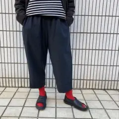 ROUND MOUNTAIN wool 100% tapered pants