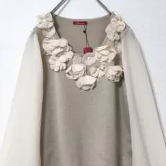 パッシオナーレ シフォンブラウス フラワーデザイン ベージュ LL