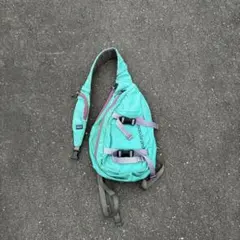 パタゴニア アトム スリング ワンショルダー ボディバッグ ナイロン