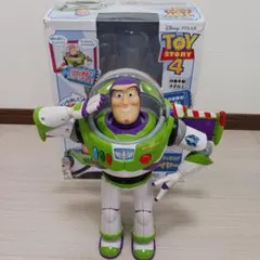 トイ・ストーリー4 リアルサイズトーキングフィギュア バズ・ライトイヤー