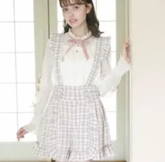 【1度着用のみ】LIZLISA サスペンダー付フリルショートパンツ