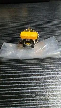 ひつじのショーン 寿司 マスコット キーホルダー 玉子