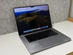 【美品】MacBook Pro 16″ M1 MAX 64GB 2TB USキー