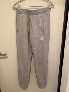 adidasスウェットパンツ