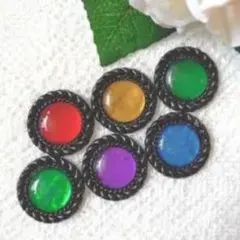 カラフルな円形ボタン 6個セット