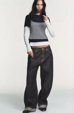 ZARA トリプルストライプエフェクトTシャツのサムネイル