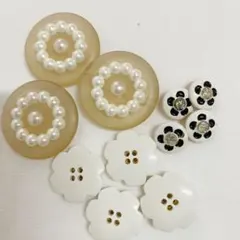 ガーリーボタン　11個セット