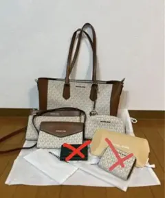 MICHEAL KORS 4点激安！バラ売り無くなり次第終了→名刺入れ・財布終了