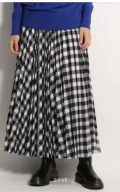 美品 ニコアンド Niko and…チェック柄プリーツロングスカート M
