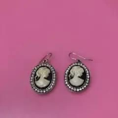 カメオスタイルピアス　2cm