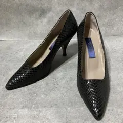 パイソン パンプス