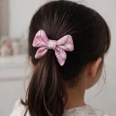 ピンクと白のチェック柄リボンヘアゴム