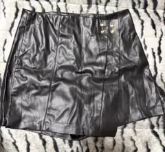 ZARA レザーパンツ