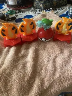 ポケモン フィギュアセット リザードン・フシギダネ　マクドナルド