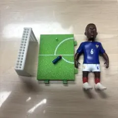 スーパーゴール カマヴィンガ選手　フィギアのサムネイル