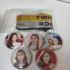 TWICE ツウィ　缶バッチセット