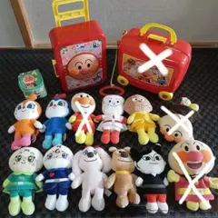 アンパンマン ぬいぐるみ12体&おもちゃのスーツケース２つ&小物入れセット