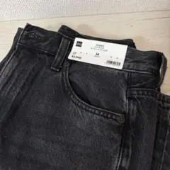 GU ハイライズストレートジーンズ