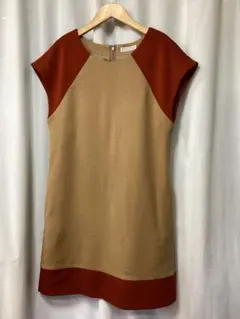 最終値下げ　美品　バーニーズニューヨーク　ウール系ワンピース