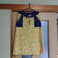 レトロ調　ロングスカート