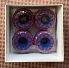 ［ラス1/新品］シャークウィール 60mm 78a ブラック/ブルー スワール SHARK WHEEL シャークウィール ソフトウィール（クルーザー