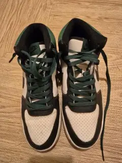 Nike ハイカットスニーカー ホワイト/グリーン/ブラック 26cm