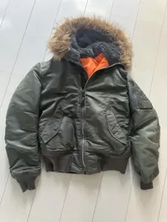 アルファインダストリーズ オリーブ色 MA-1 フライトジャケット