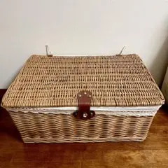 天然素材　蓋付きバスケット　かご　ラタン製収納バスケット　籐