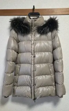 DUVETICA ベージュ ダウンジャケット 40