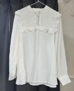 ホワイトフリル長袖ブラウス H&M
