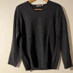 UNIQLO カシミヤ Vネックセーター XL ダークグレー