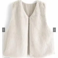 ホワイト フェイクファー ベスト