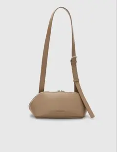 美品☆ アドカラム　フィグレボディバッグ　ブラウン