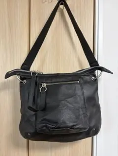ZUCCa ブラック ショルダーバッグのサムネイル