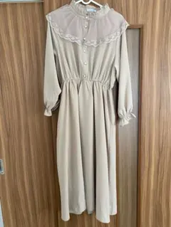 オリーブデオリーブ　ワンピース　レース　ベージュ