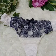 Tバックショーツ３Ｌ