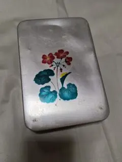 昭和レトロ アルミ弁当箱 当時物 花柄 お弁当箱 小物入 裁縫道具 アンティーク