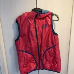 Nike フード付きベスト