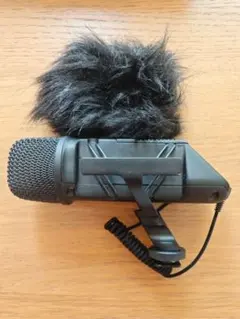 RODE Stereo VideoMic Pro 中古 充電池付き Amazon.com: Rode Stereo VideoMic Pro Rycote Camera-Mount