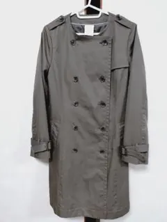 【新品未使用/メルカリ便】ストライプ トレンチコート　ブラックホワイト Doll-up ブラック トレンチコート M相当 裏地ストライプ お出かけ 春秋