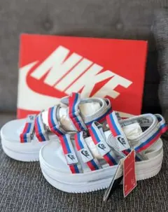 NIKE サンダル