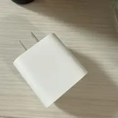 Apple 20W USB-C充電器 ホワイト