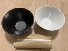 新品　黒と白の陶器ボウル2個セット　鉢