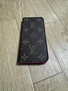 Louis Vuitton iPhone用手帳型ケース