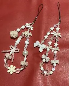 ビーズストラップ ハンドメイド バックチャーム 携帯ストラップ　鈴蘭　ホワイト